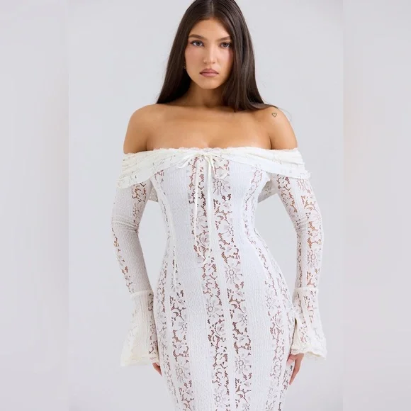 House of CB Belle Off the Shoulder Long Sleeve Mermaid Gown - XS